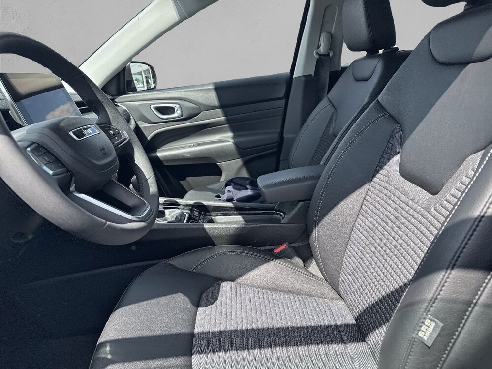 Occasion JEEP Compass Compass 1.5 Turbo T4 130 ch BVR7 e-Hybrid - Altitude