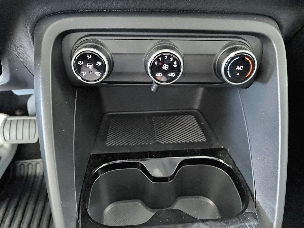 Occasion CITROEN C3 e-C3 113 ch - You