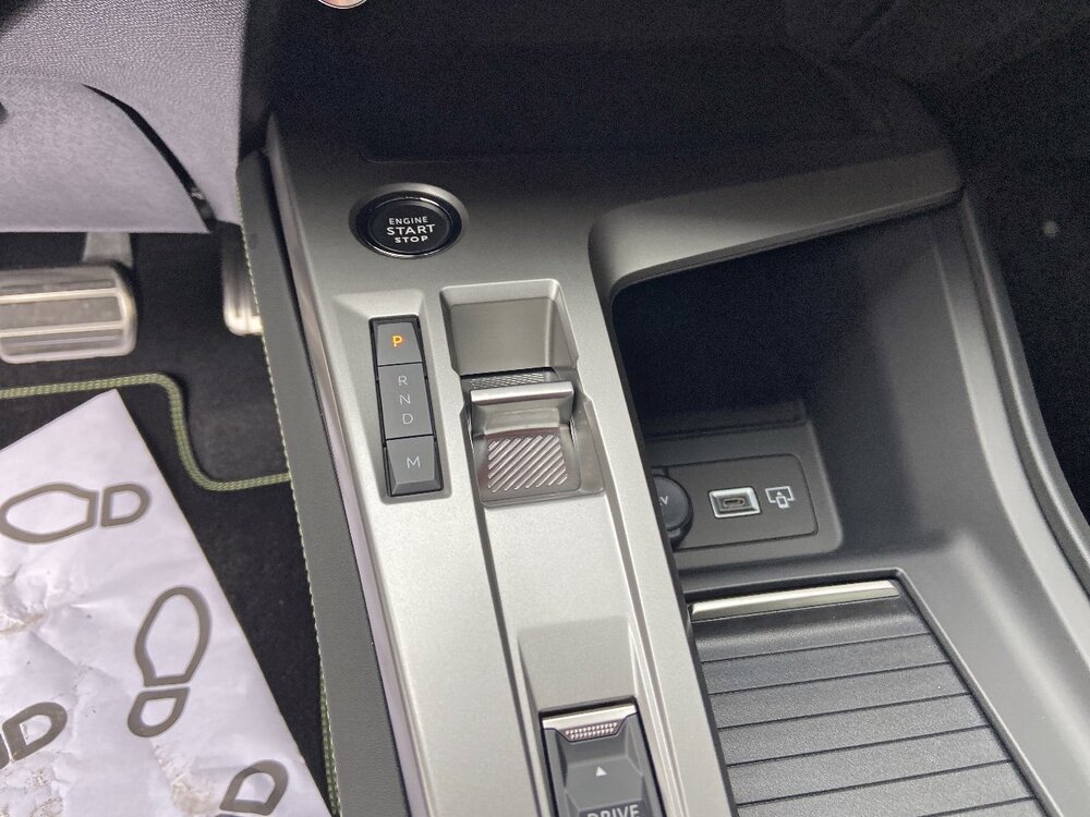 Occasion PEUGEOT 408 408 Hybrid 136 e-DCS6 - GT