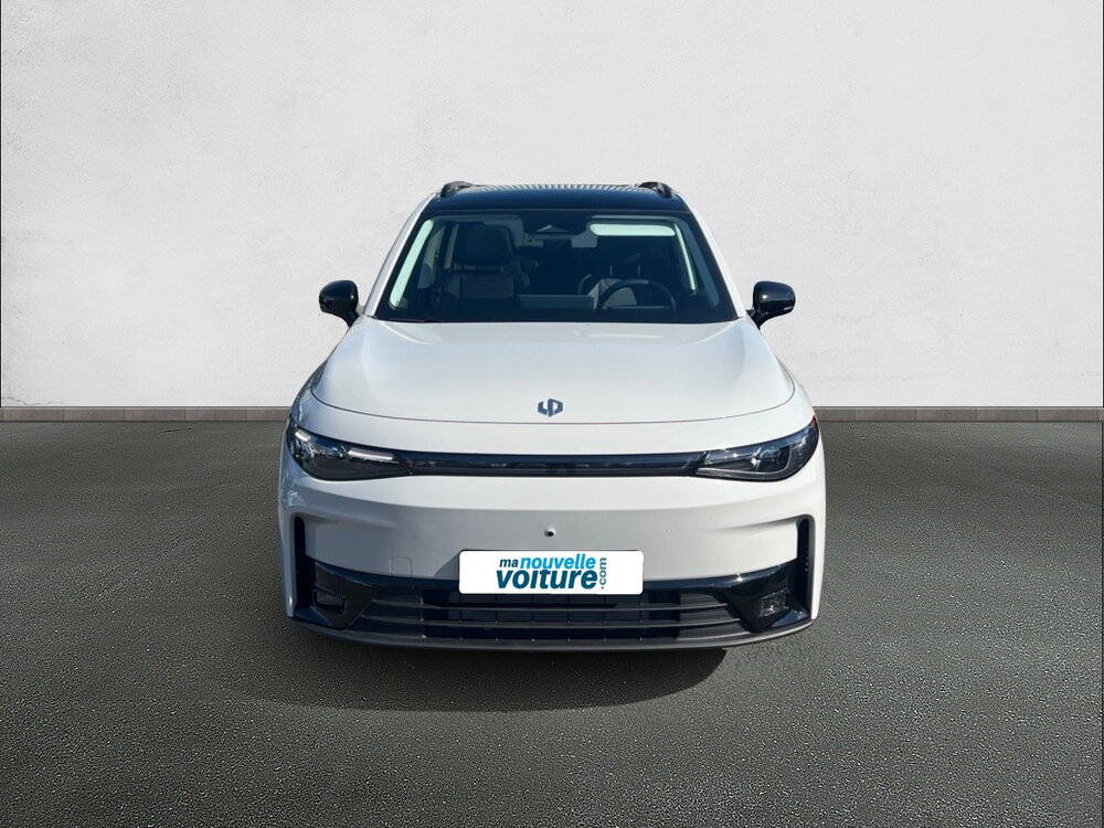 Occasion LEAPMOTOR C10 C10 REEV 28.4 kWh - 158 kW - Design
