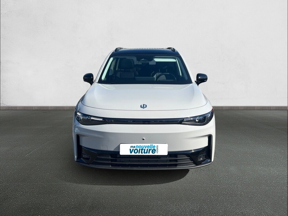 Occasion LEAPMOTOR C10 C10 REEV 28.4 kWh - 158 kW - Design
