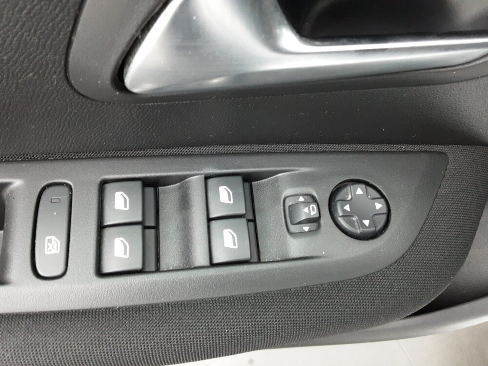 Occasion PEUGEOT 208 208 PureTech 75 S&S BVM5