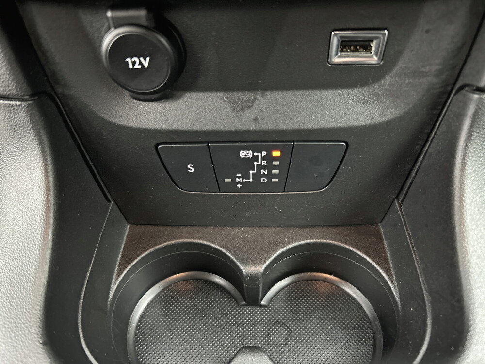 Occasion CITROEN C3 C3 PureTech 110 S&S EAT6 - Shine Pack