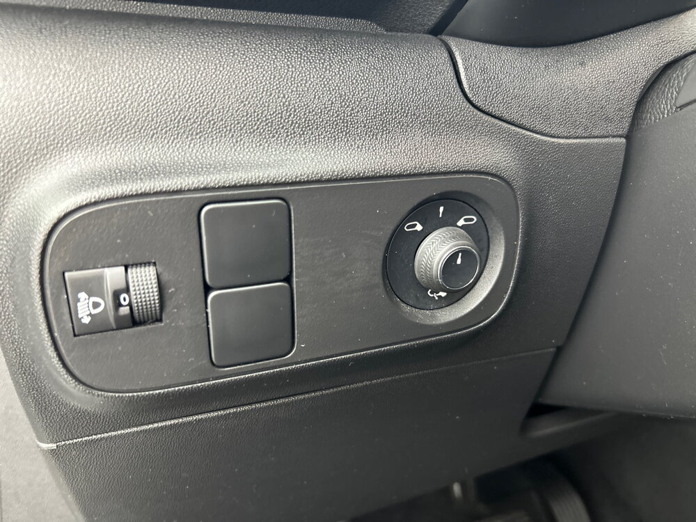 Occasion CITROEN C3 C3 PureTech 110 S&S EAT6 - Shine Pack