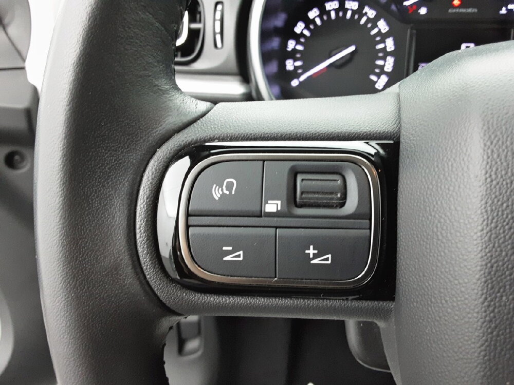 Occasion CITROEN C3 C3 PureTech 110 S&S EAT6 - Shine Pack