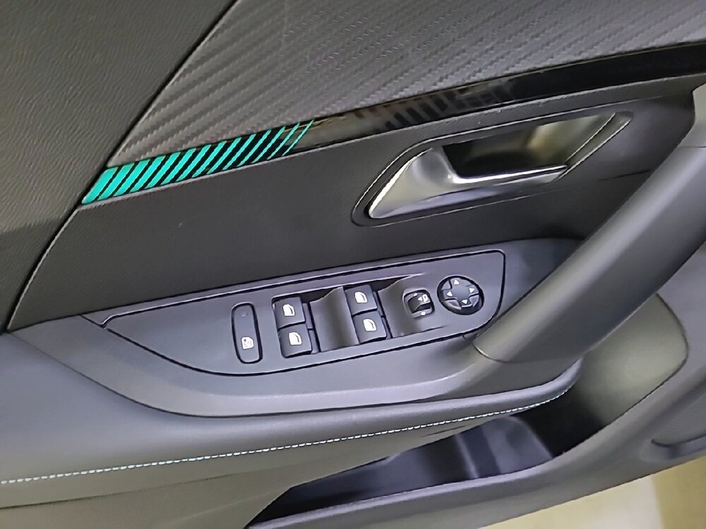 Occasion PEUGEOT 2008 2008 Moteur électrique 136 ch - Allure Pack