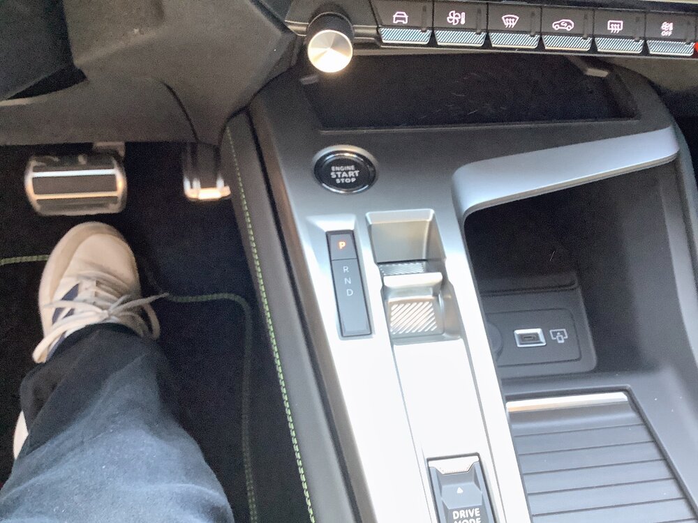 Occasion PEUGEOT 408 408 Electrique 58 kWh 210ch - GT