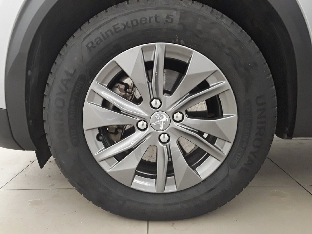 Occasion PEUGEOT 2008 2008 Moteur électrique 136 ch - Active Business