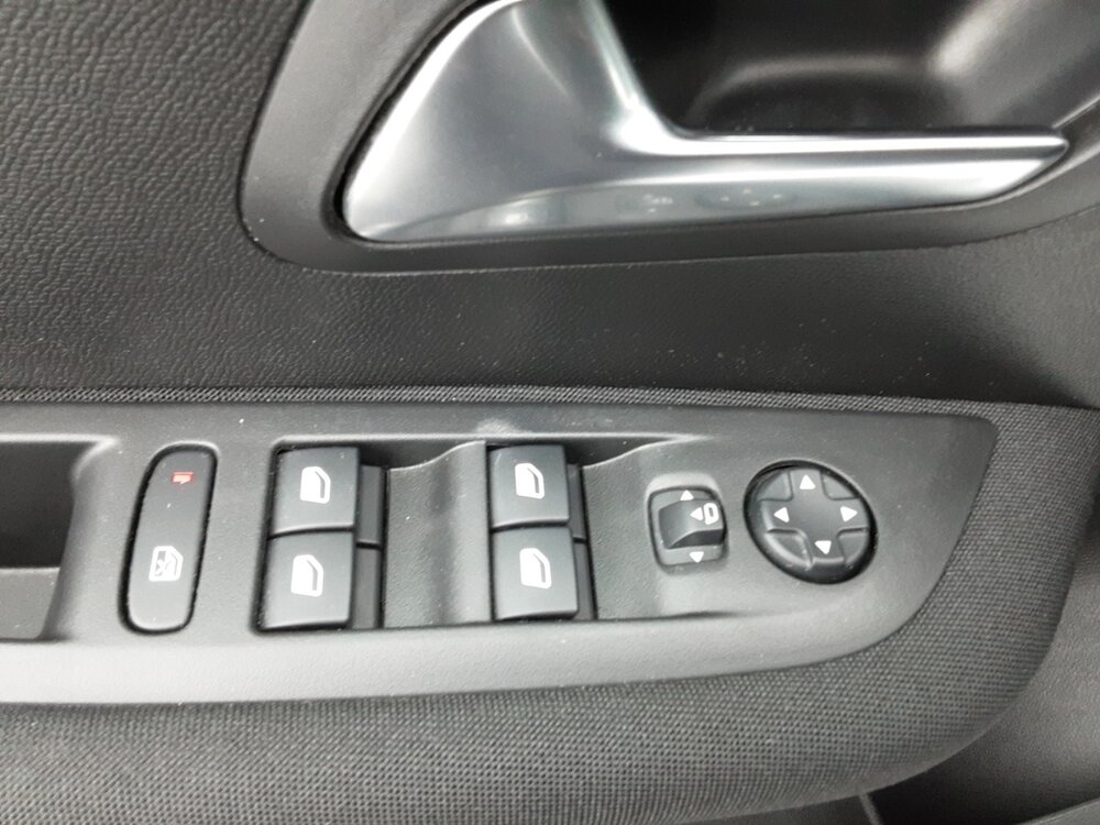 Occasion PEUGEOT 208 208 PureTech 75 S&S BVM5 - Active Pack