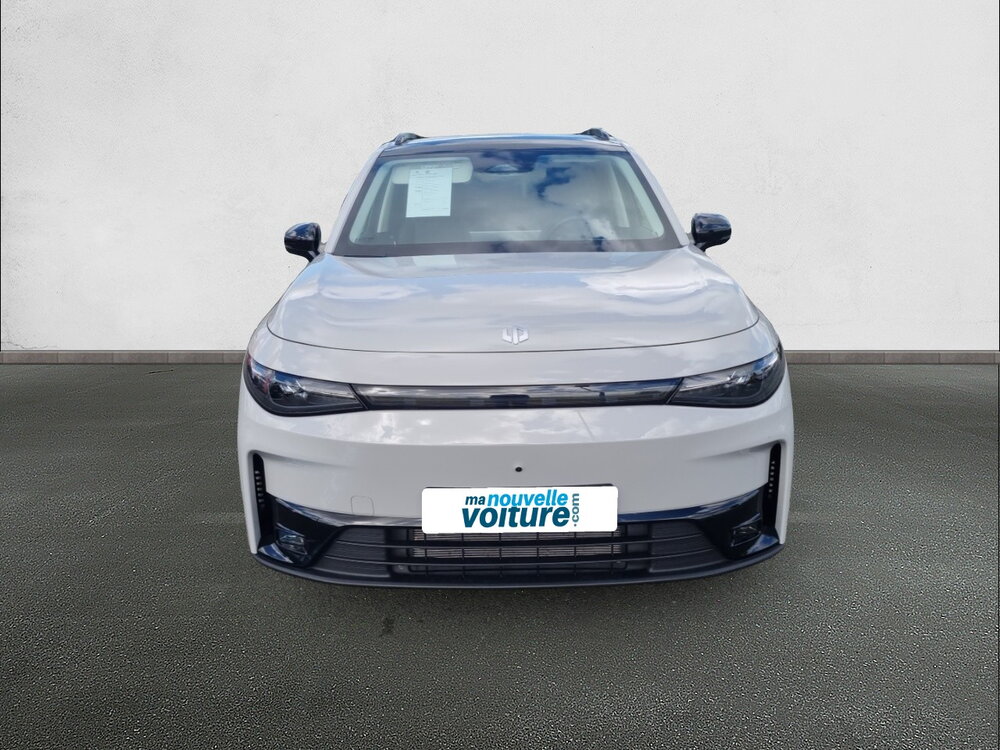 Occasion LEAPMOTOR C10 C10 REEV 28.4 kWh - 158 kW - Design