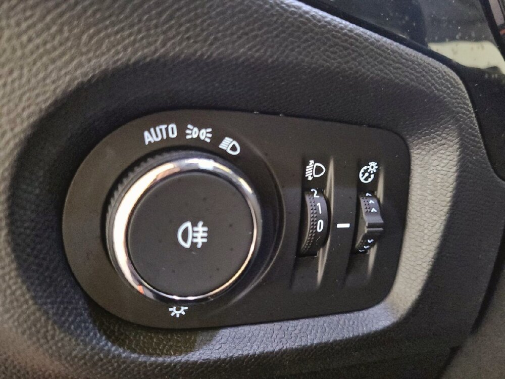 Occasion OPEL Corsa Corsa 1.2 75 ch BVM5 - Edition