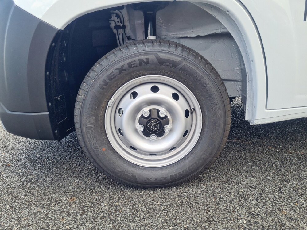 Occasion PEUGEOT Boxer BOXER FOURGON TOLE 3.5 T L2H2 140 S&S BVM6