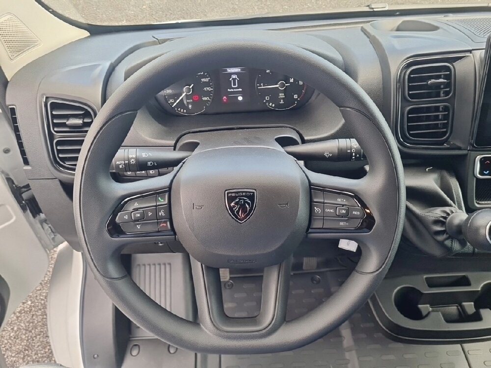 Occasion PEUGEOT Boxer BOXER FOURGON TOLE 3.5 T L2H2 140 S&S BVM6