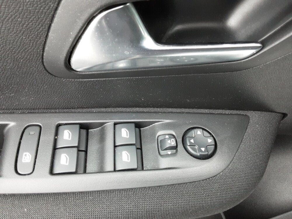 Occasion PEUGEOT 208 208 PureTech 75 S&S BVM5 - Active Pack