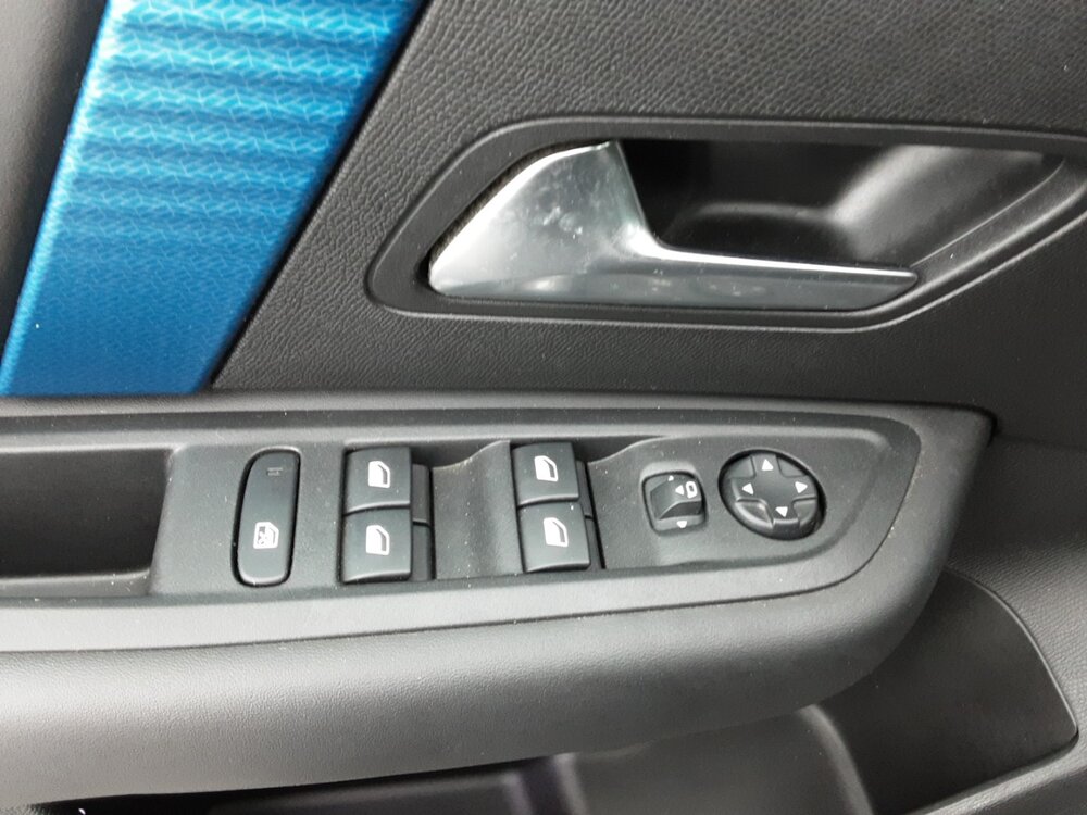 Occasion CITROEN C4 e-C4 136 ch Automatique - Shine