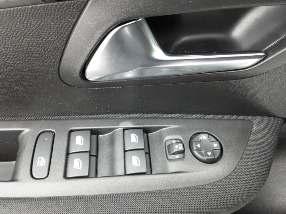 Occasion PEUGEOT 208 208 PureTech 75 S&S BVM5 - Active Pack