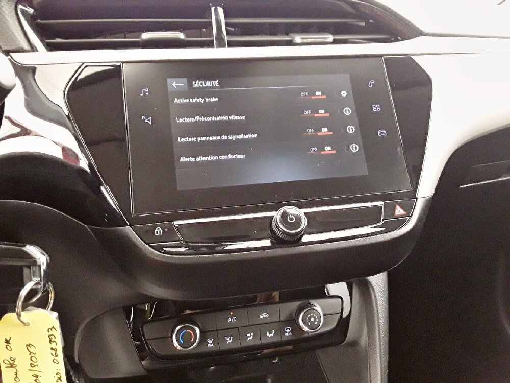 Occasion OPEL Corsa Corsa 1.2 75 ch BVM5 - Edition