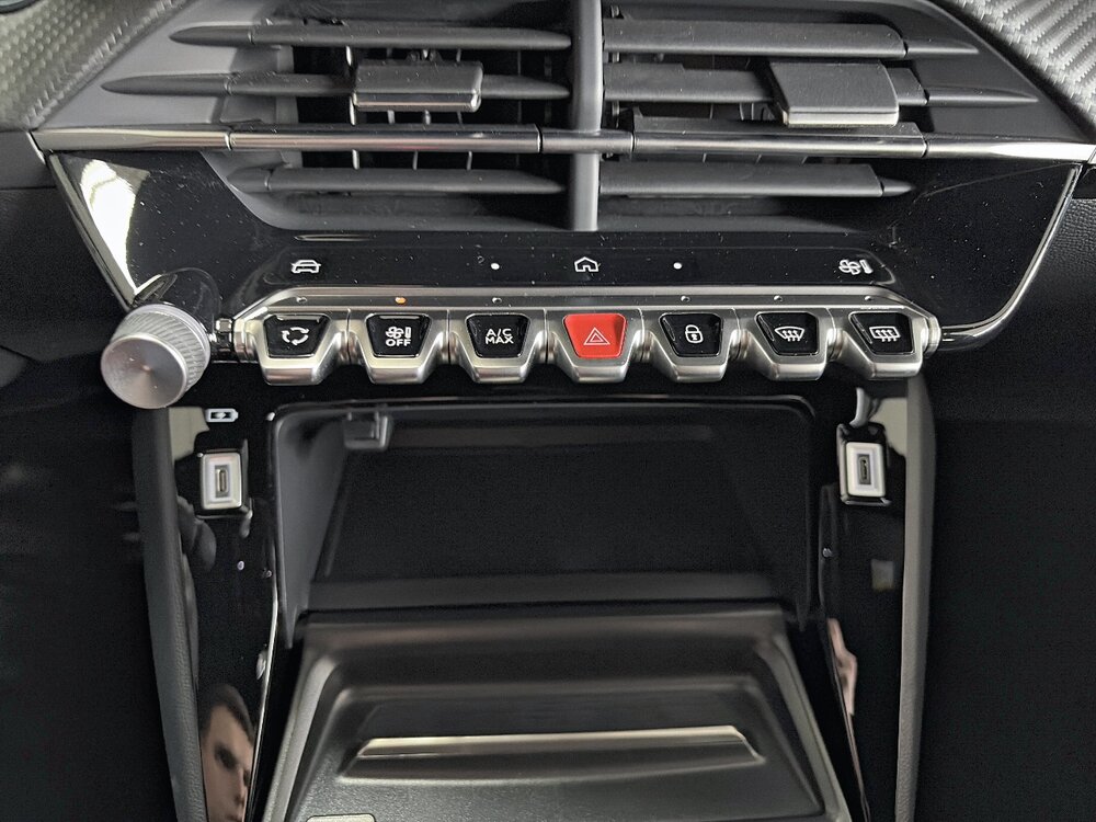 Occasion PEUGEOT 208 208 Hybrid 145 e-DCS6 - GT