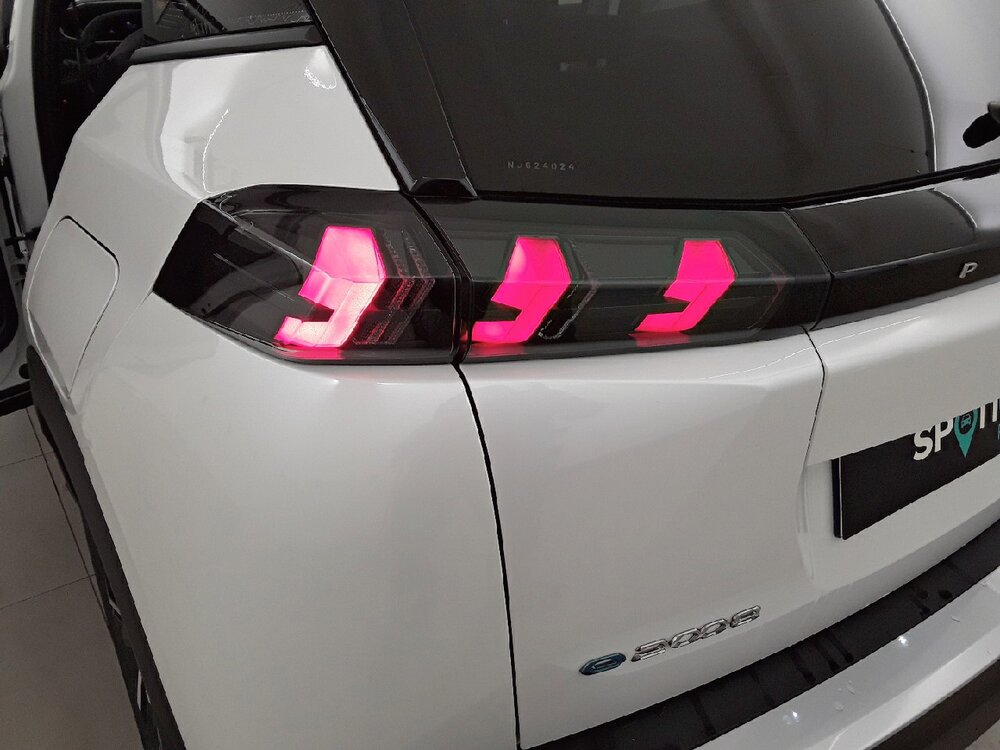 Occasion PEUGEOT 2008 2008 Electrique 136 ch - Roadtrip