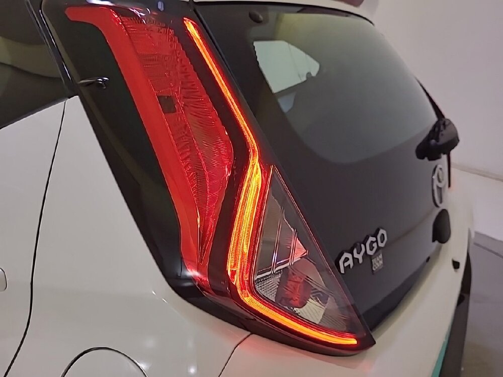 Occasion TOYOTA Aygo Aygo 1.0 VVT-i x-shift - x-play