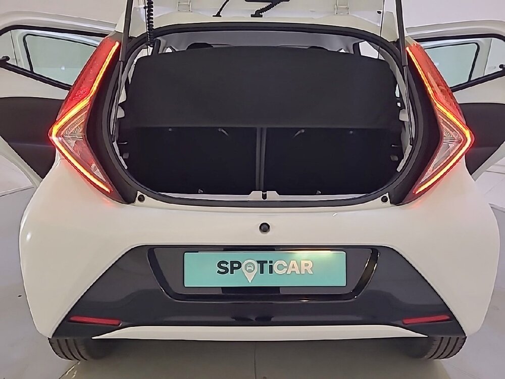 Occasion TOYOTA Aygo Aygo 1.0 VVT-i x-shift - x-play