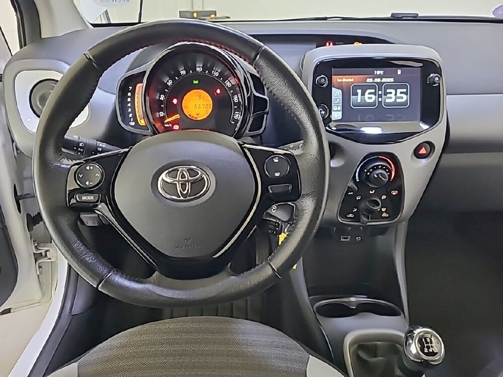 Occasion TOYOTA Aygo Aygo 1.0 VVT-i x-shift - x-play