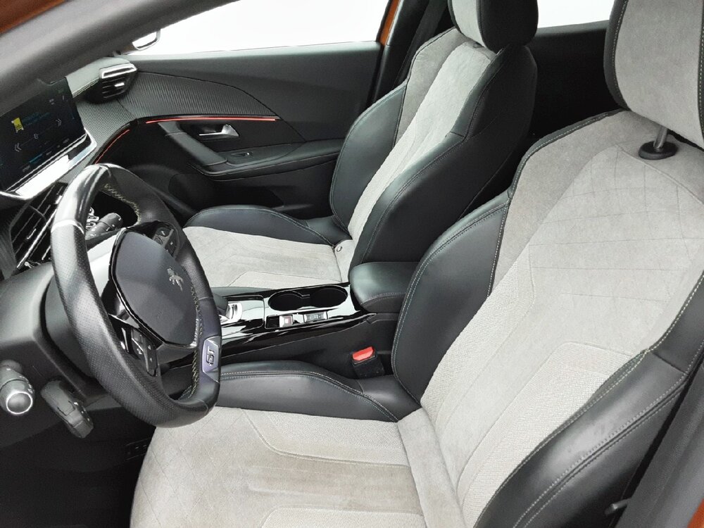 Occasion PEUGEOT 2008 2008 Moteur électrique 136 ch - GT