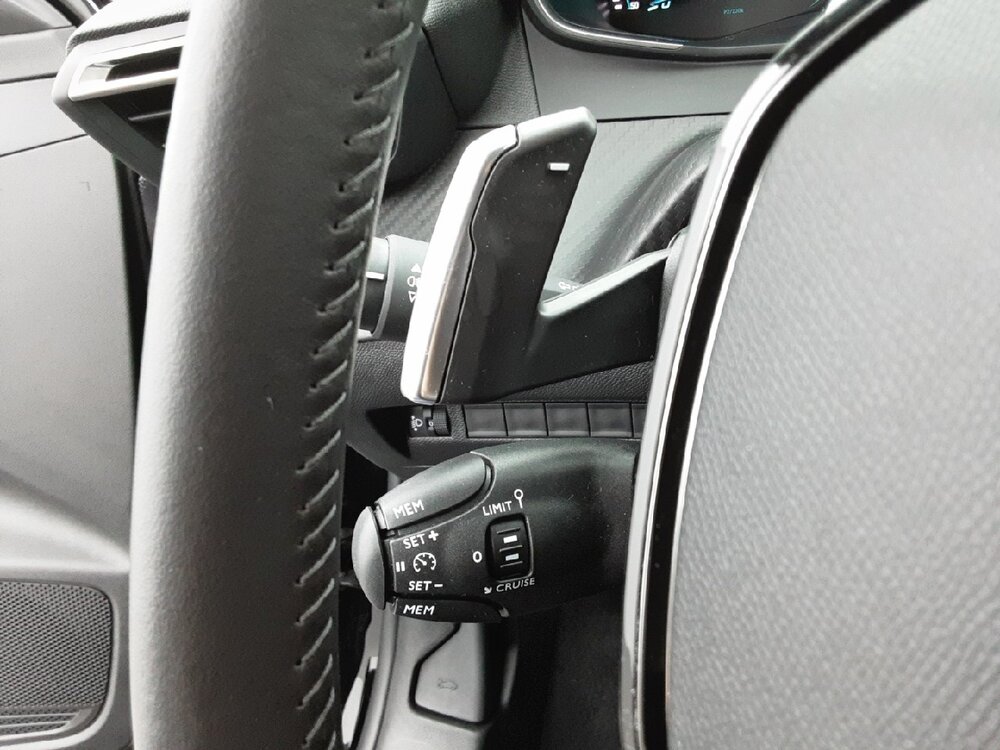 Occasion PEUGEOT 208 208 Hybrid 100 e-DCS6