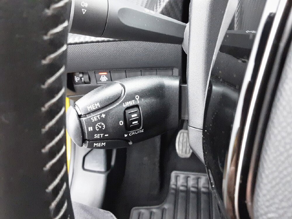 Occasion PEUGEOT 208 208 PureTech 100 S&S BVM6