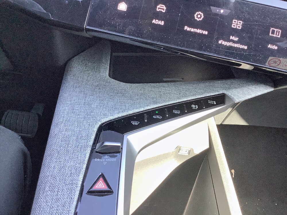 Occasion PEUGEOT 3008 3008 Hybrid 145 e-DCS6 - Allure