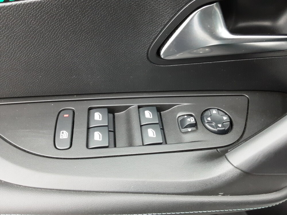 Occasion PEUGEOT 2008 2008 PureTech 130 S&S BVM6 - Allure