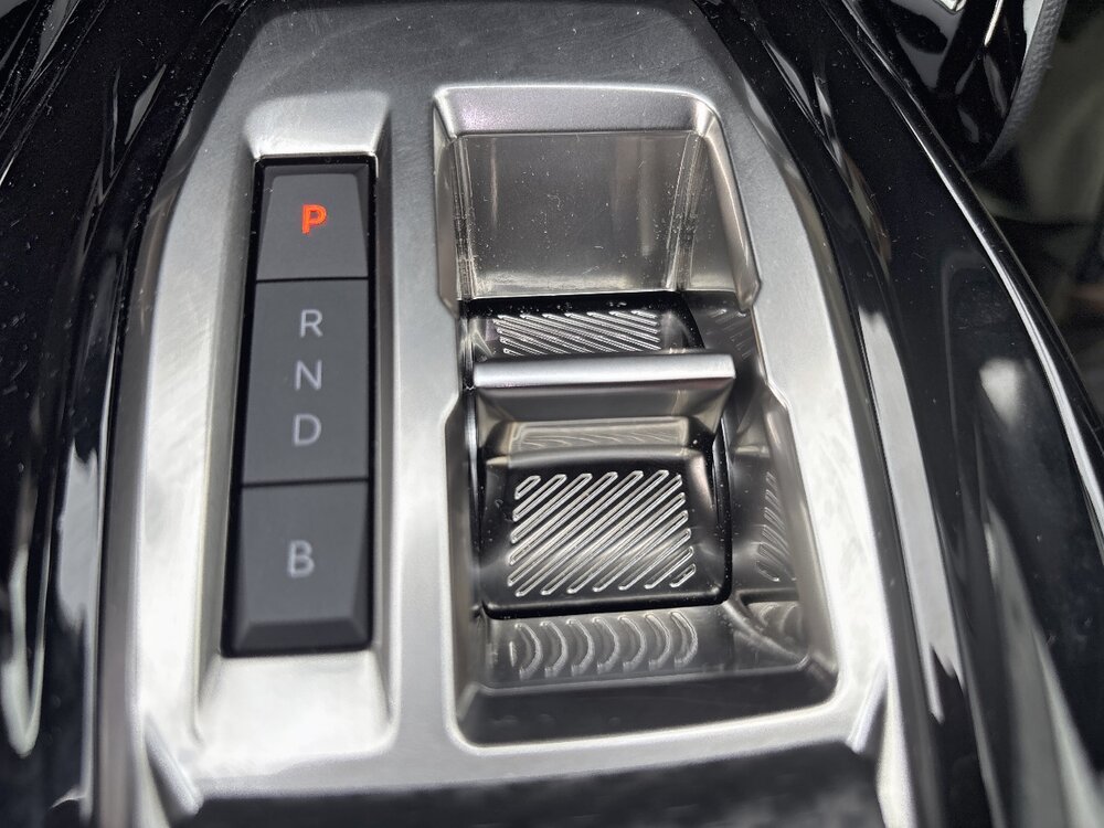 Occasion PEUGEOT 2008 2008 Electrique 54 kWh 156 ch - Allure