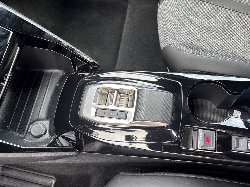 Occasion PEUGEOT 2008 2008 Electrique 54 kWh 156 ch - Allure