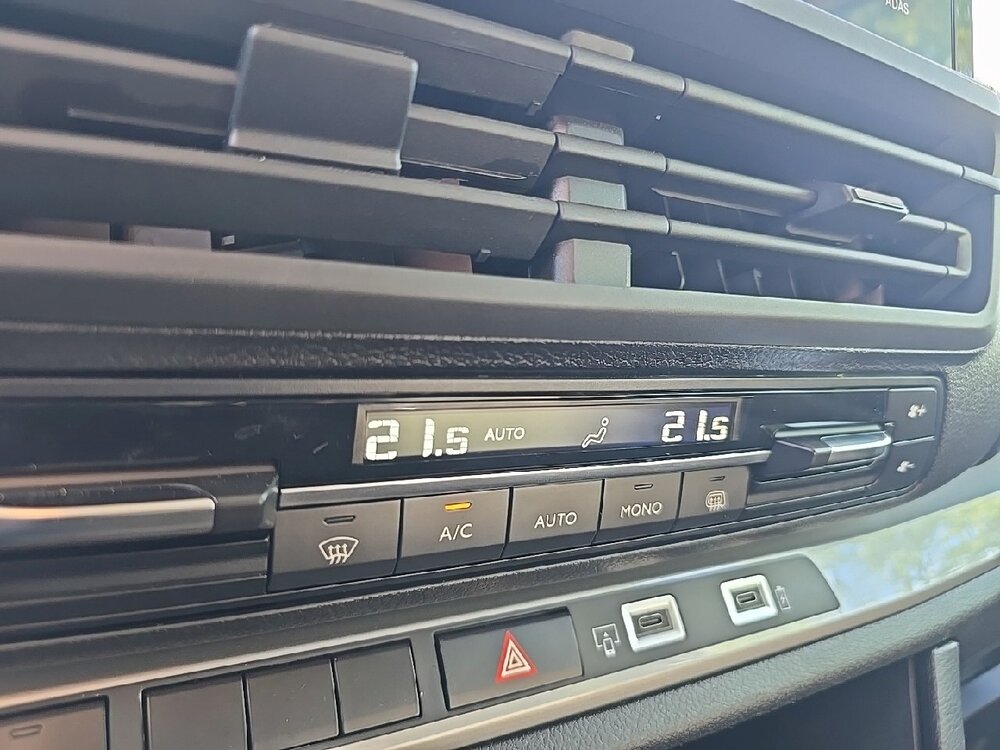 Occasion PEUGEOT Expert EXPERT CA FIXE M BLUEHDI 180 S&S EAT8