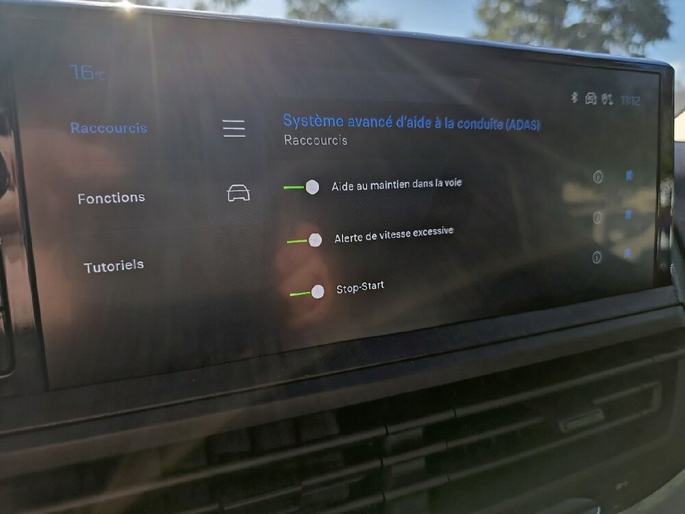 Occasion PEUGEOT Expert EXPERT CA FIXE M BLUEHDI 180 S&S EAT8