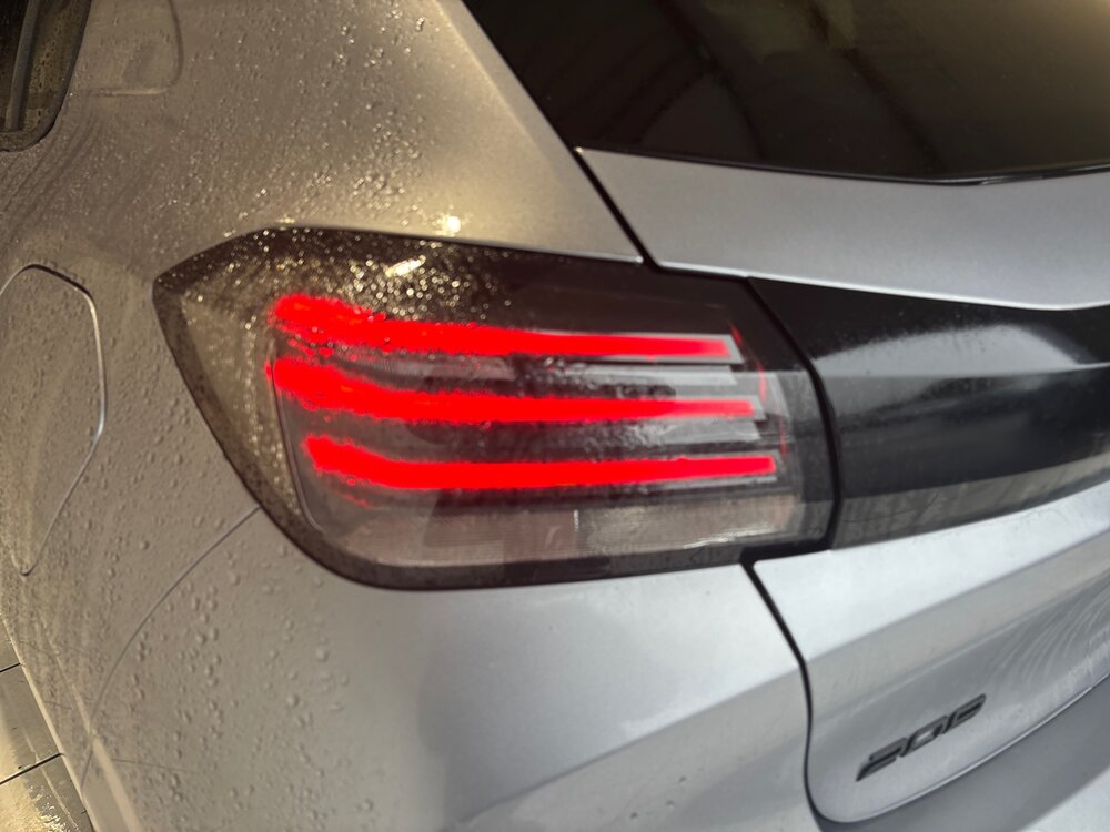 Occasion PEUGEOT 208 208 Hybrid 100 e-DCS6 - Allure
