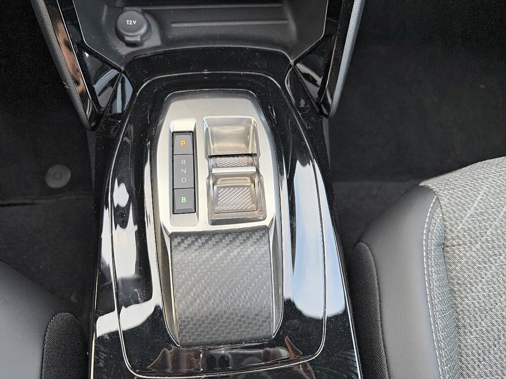 Occasion PEUGEOT 2008 2008 Electrique 54 kWh 156 ch - Allure