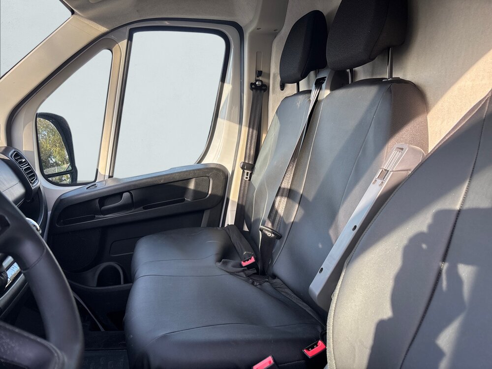 Occasion PEUGEOT Boxer BOXER FOURGON TOLE 3.5 T L3H3 140 S&S BVM6