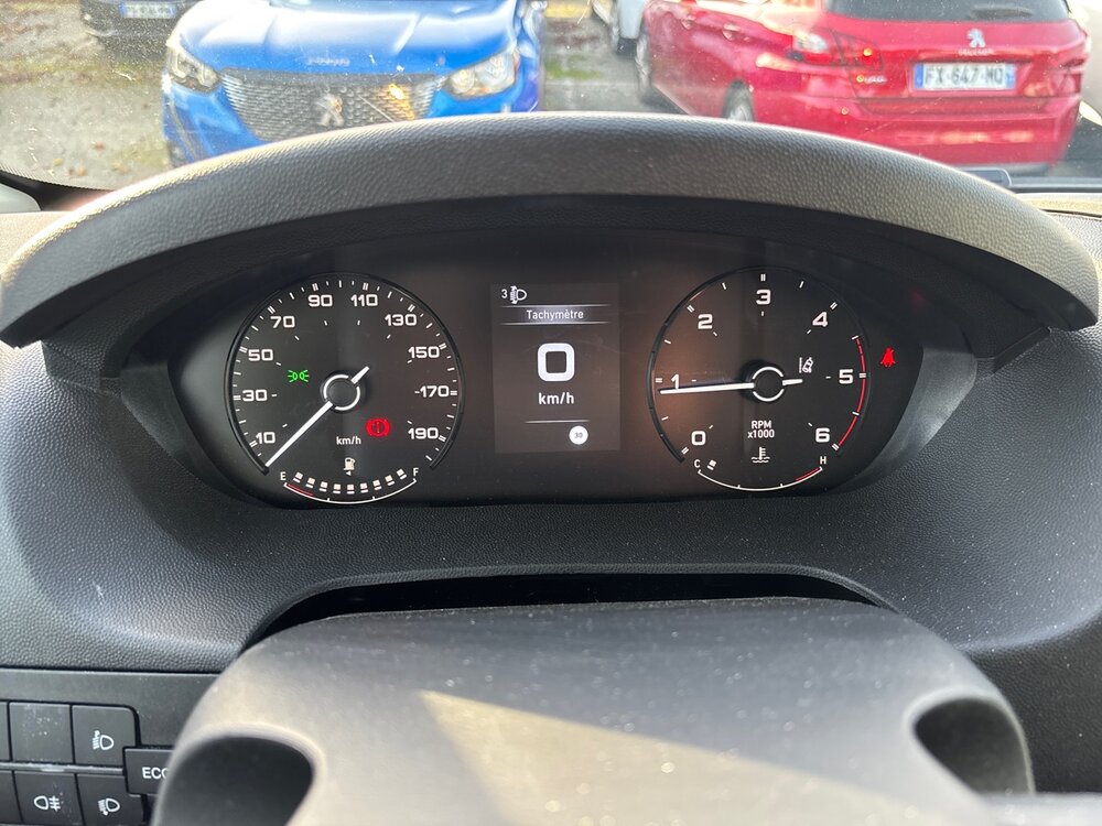 Occasion PEUGEOT Boxer BOXER FOURGON TOLE 3.5 T L3H3 140 S&S BVM6