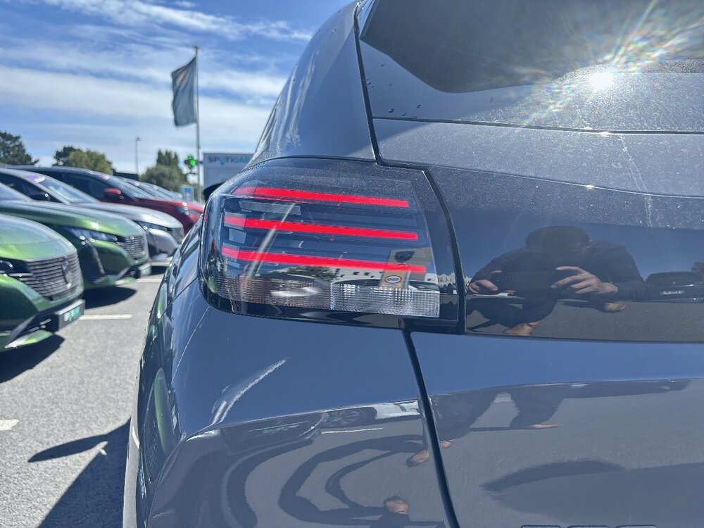 Occasion PEUGEOT 208 208 Hybrid 110 e-DCS6 - Allure