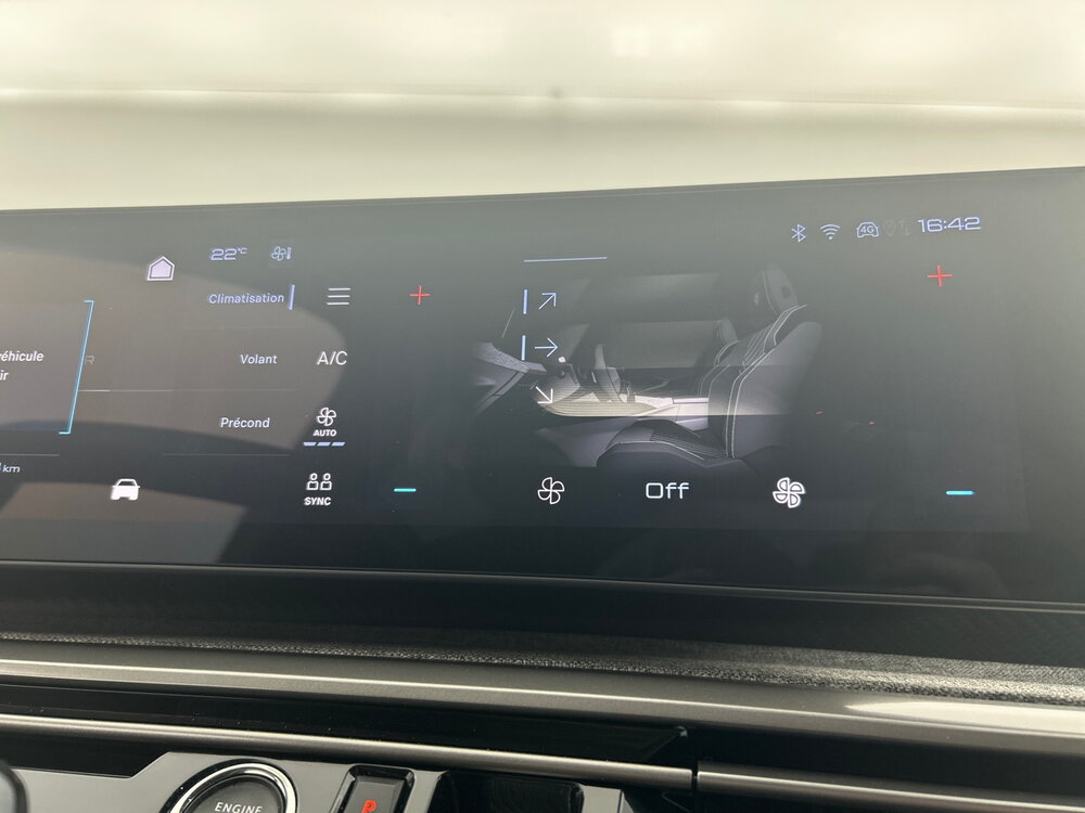 Occasion PEUGEOT 3008 3008 Electrique 73 kWh 210 ch - Allure