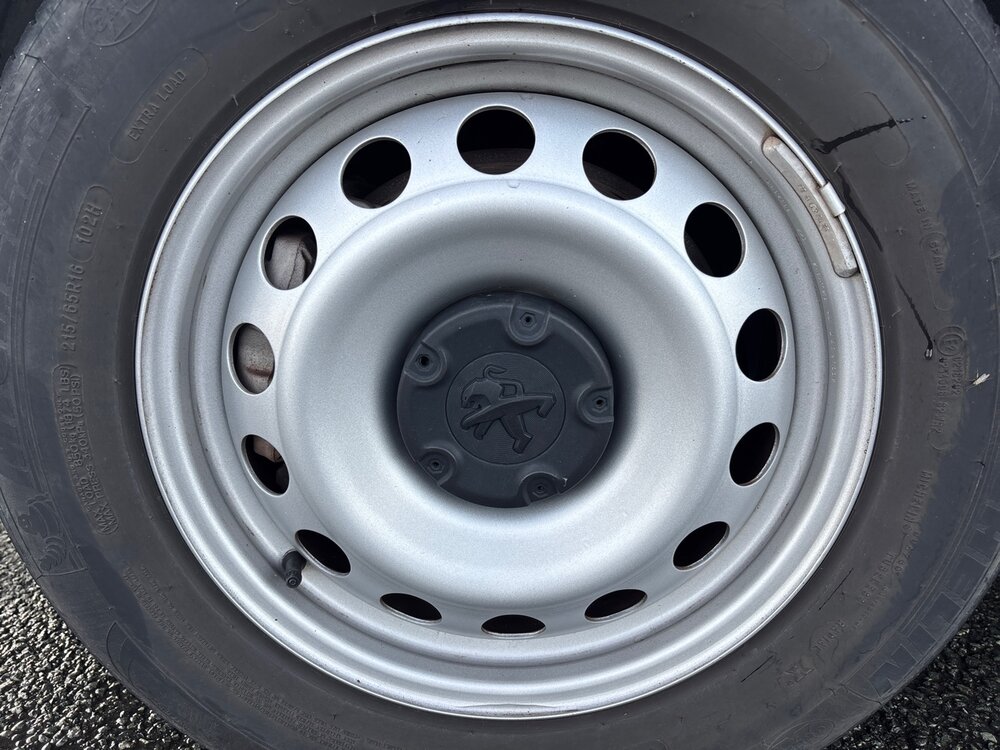 Occasion PEUGEOT Partner E-PARTNER FOURGON M 800 KG 136 CH BATTERIE 50 KWH