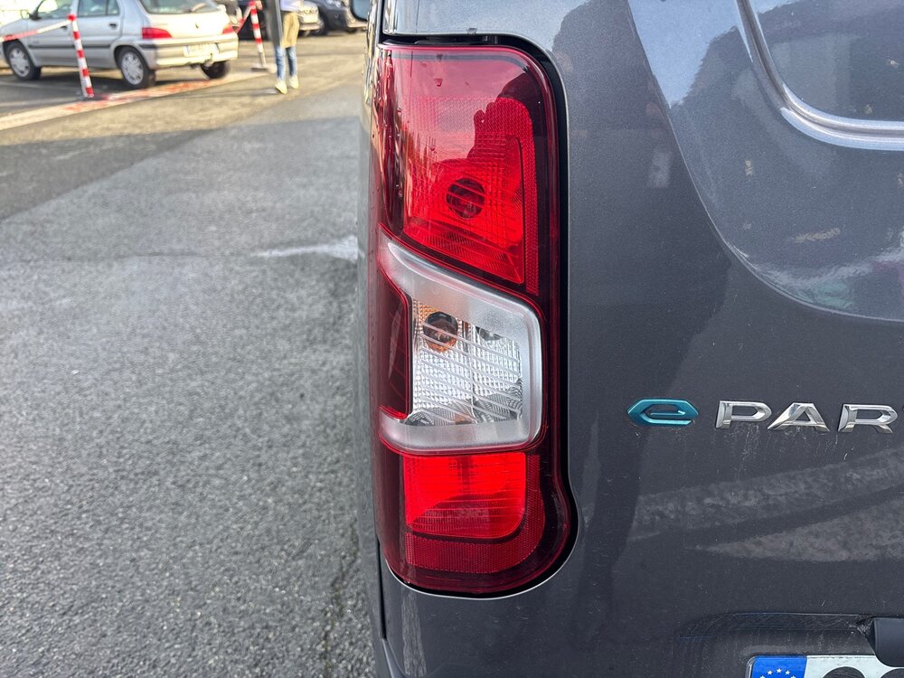 Occasion PEUGEOT Partner E-PARTNER FOURGON M 800 KG 136 CH BATTERIE 50 KWH
