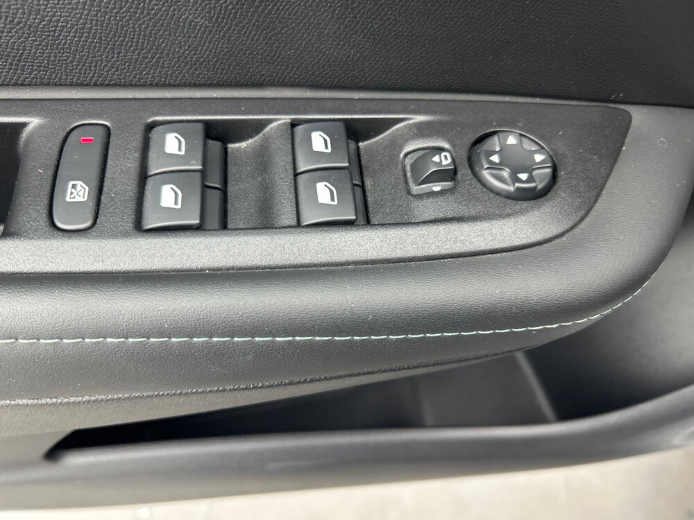 Occasion PEUGEOT 208 208 PureTech 100 S&S BVM6 - Allure Pack