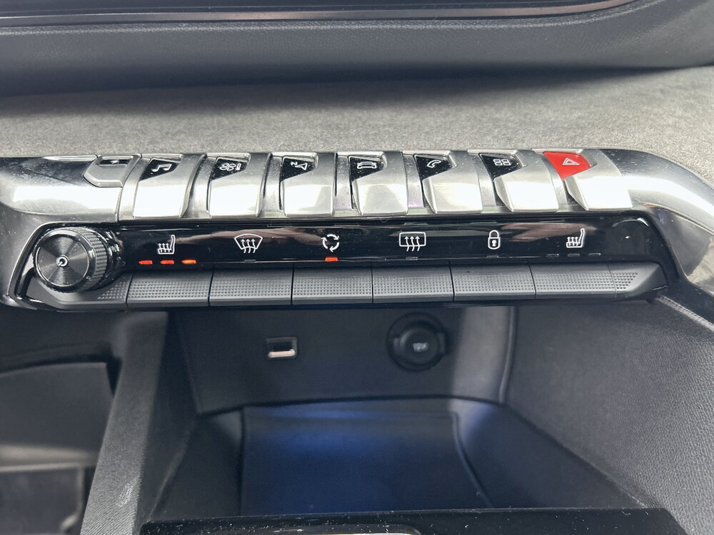 Occasion PEUGEOT 3008 3008 Hybrid 225 e-EAT8 - GT