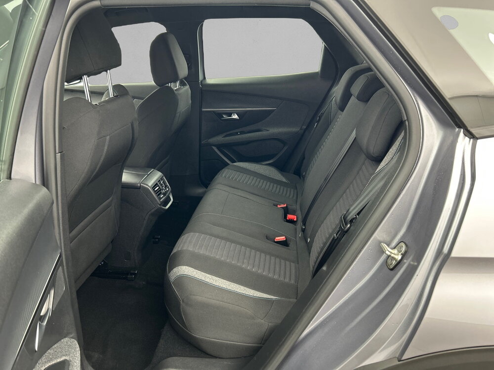 Occasion PEUGEOT 3008 3008 Hybrid 180 e-EAT8 - Active Pack