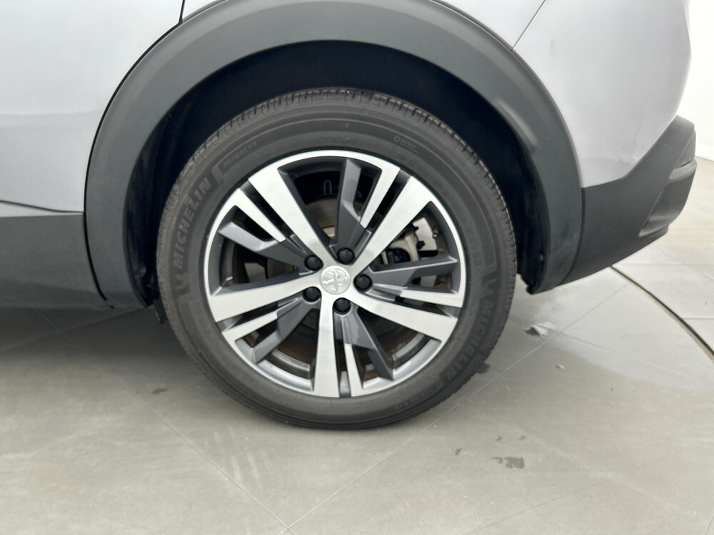 Occasion PEUGEOT 3008 3008 Hybrid 180 e-EAT8 - Active Pack