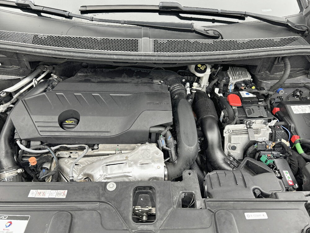 Occasion PEUGEOT 3008 3008 Hybrid 180 e-EAT8 - Active Pack