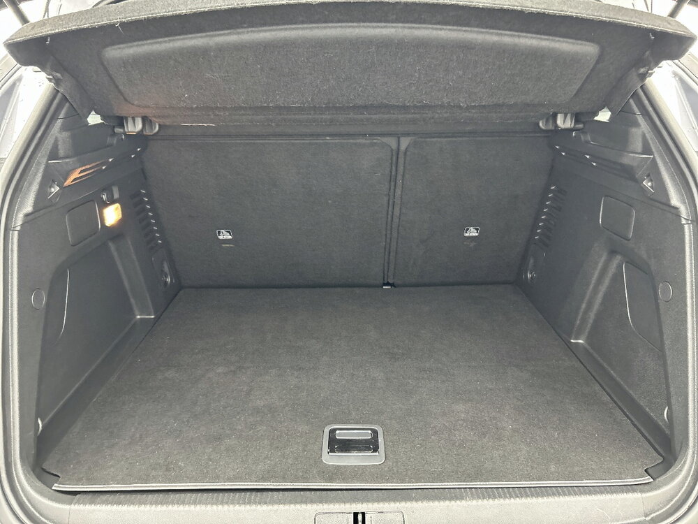 Occasion PEUGEOT 3008 3008 Hybrid 180 e-EAT8 - Active Pack