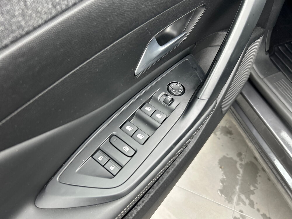 Occasion PEUGEOT 408 408 PHEV 225 e-EAT8 - Allure Pack